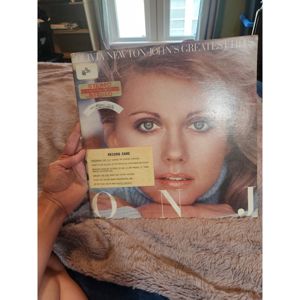 Olivia Newton-John's Greatest Hits - 1977 MCA Records MCA-3028 Vinyl LP VG+/EX!
